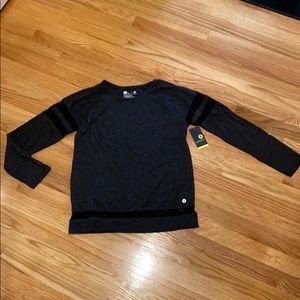 Girls Xersion long sleeve T- never worn